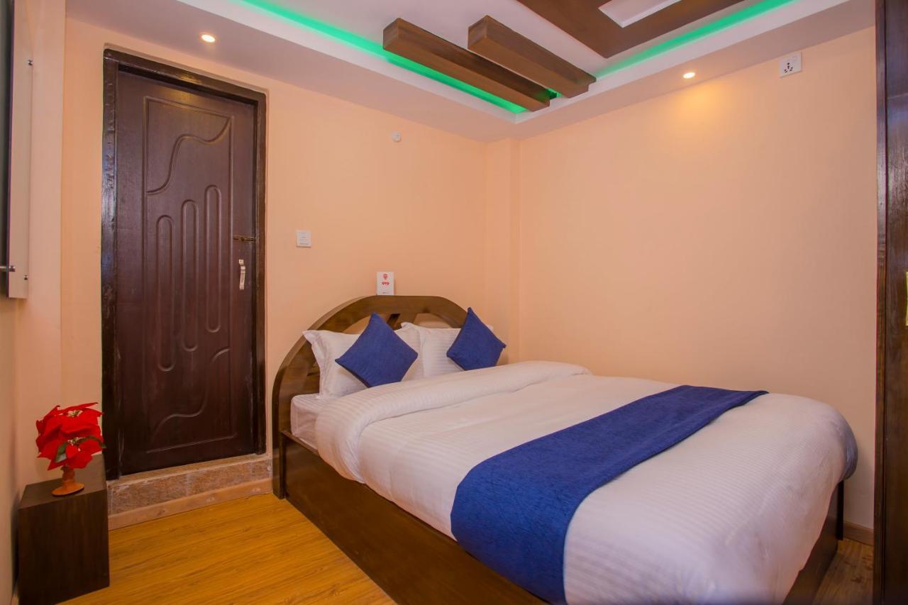 Oyo Hotel Antique Kutty Katmandou Extérieur photo